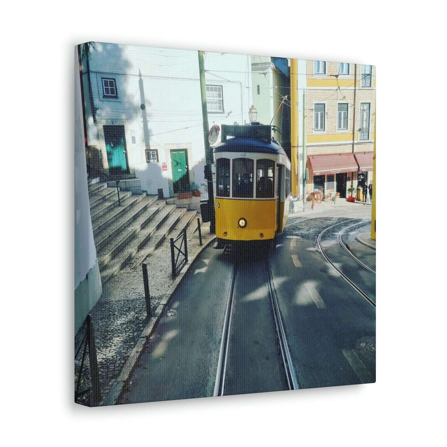 Remodelado Tram | Portugal | Canvas