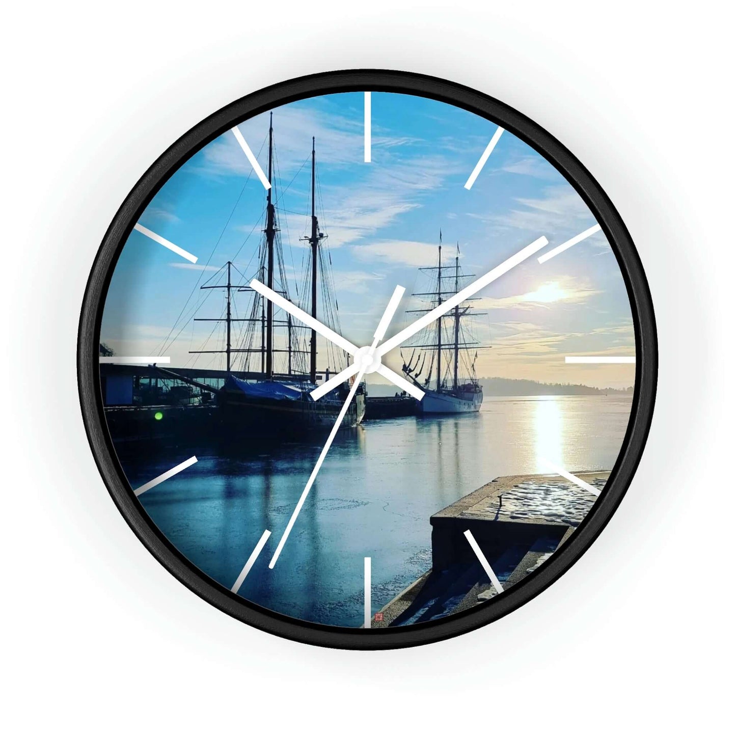 Honnørbrygga | Norway | Wall clock