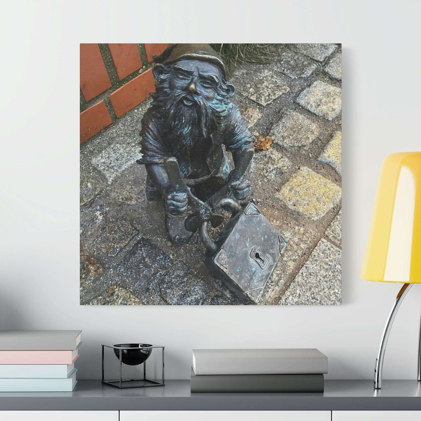 The dwarf | Poland | Canvas
