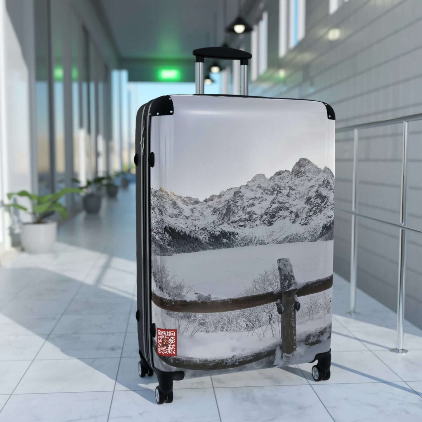 Morskie Oko | Poland | Suitcases