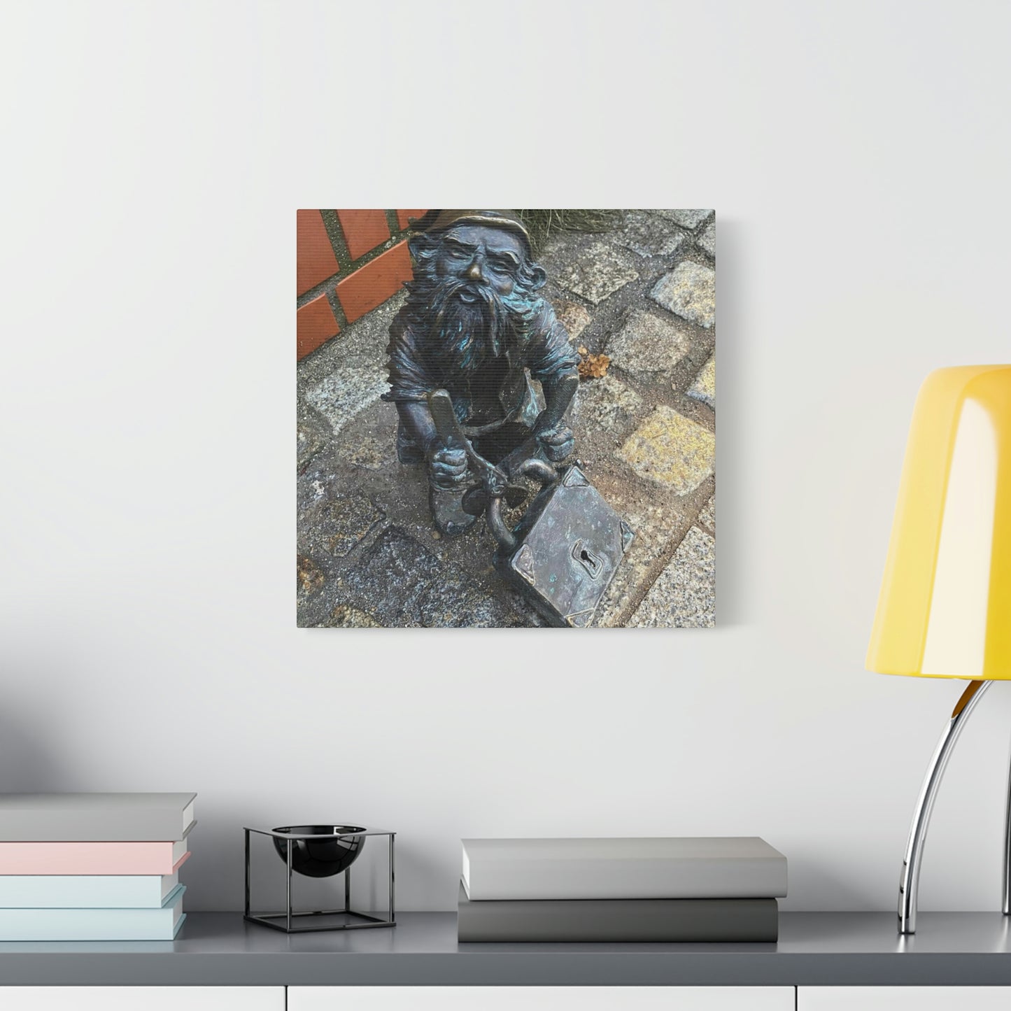 The dwarf | Poland | Canvas