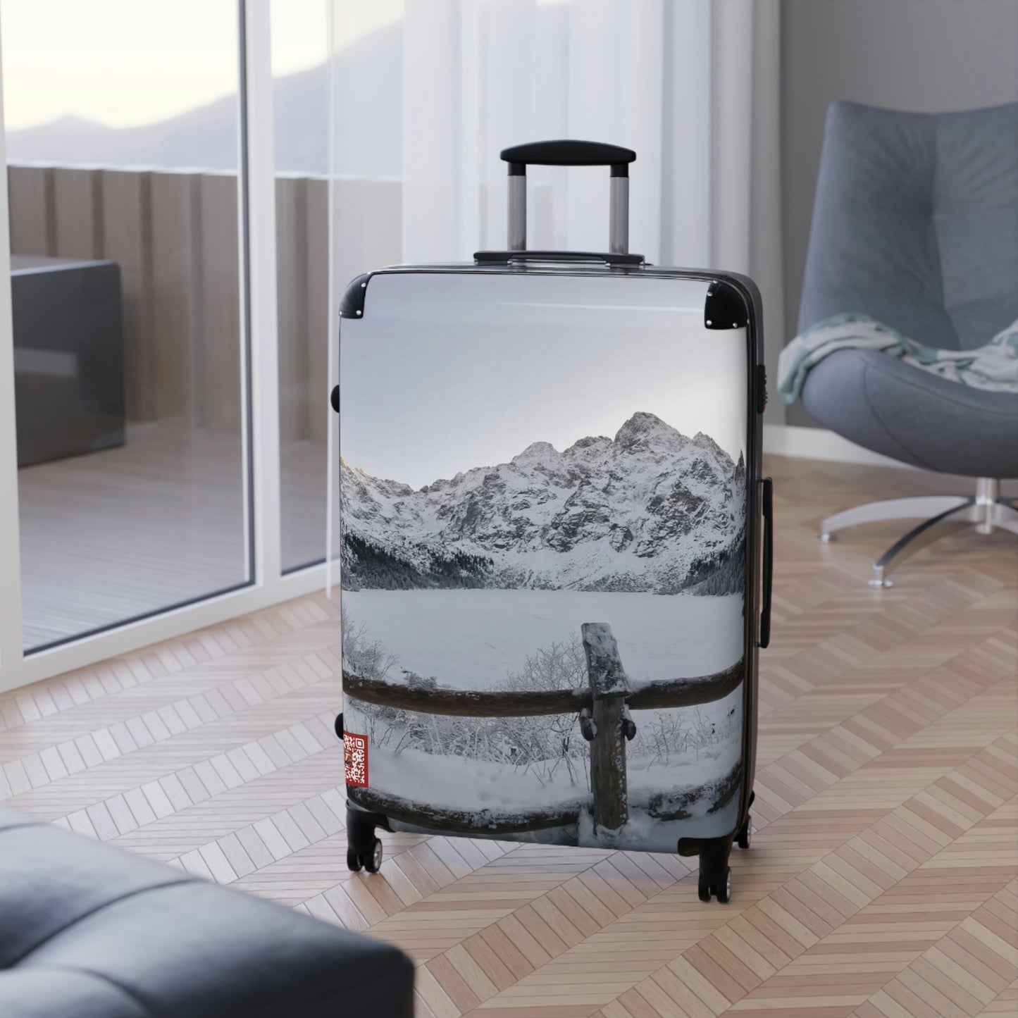 Morskie Oko | Poland | Suitcases