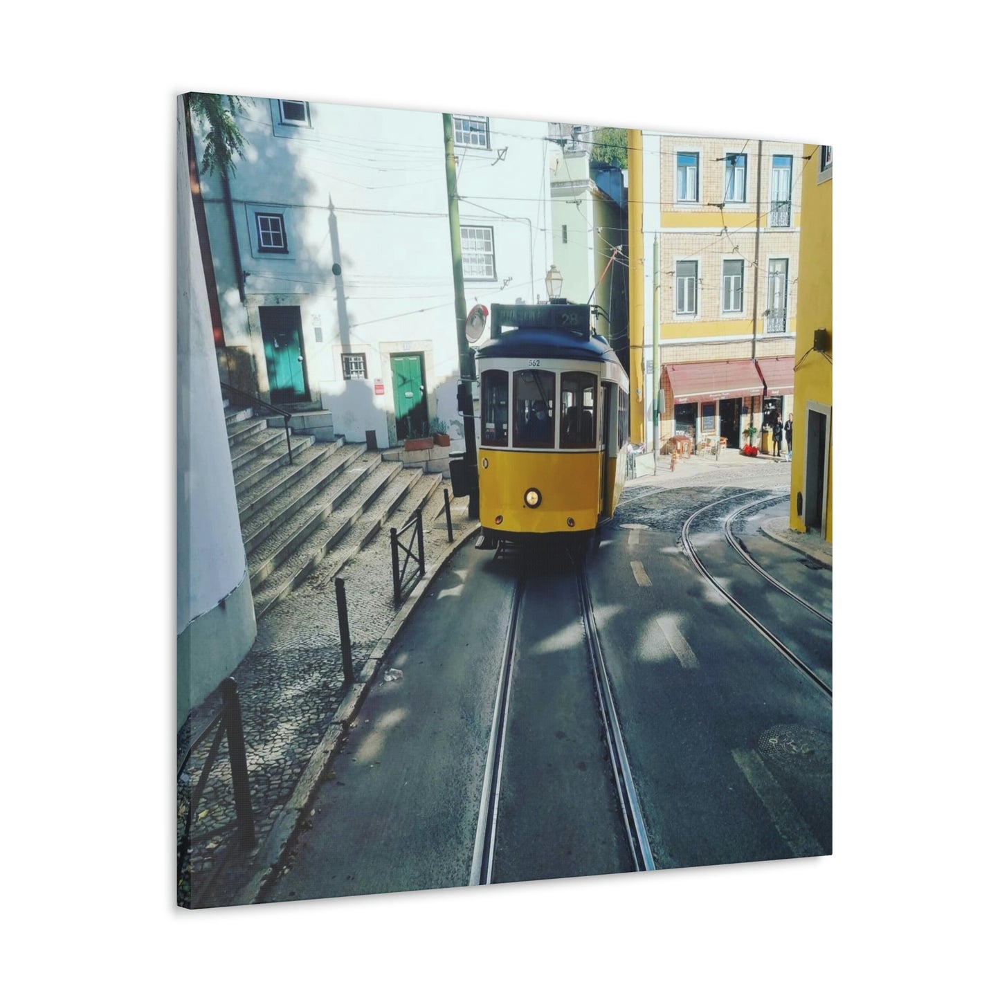 Remodelado Tram | Portugal | Canvas
