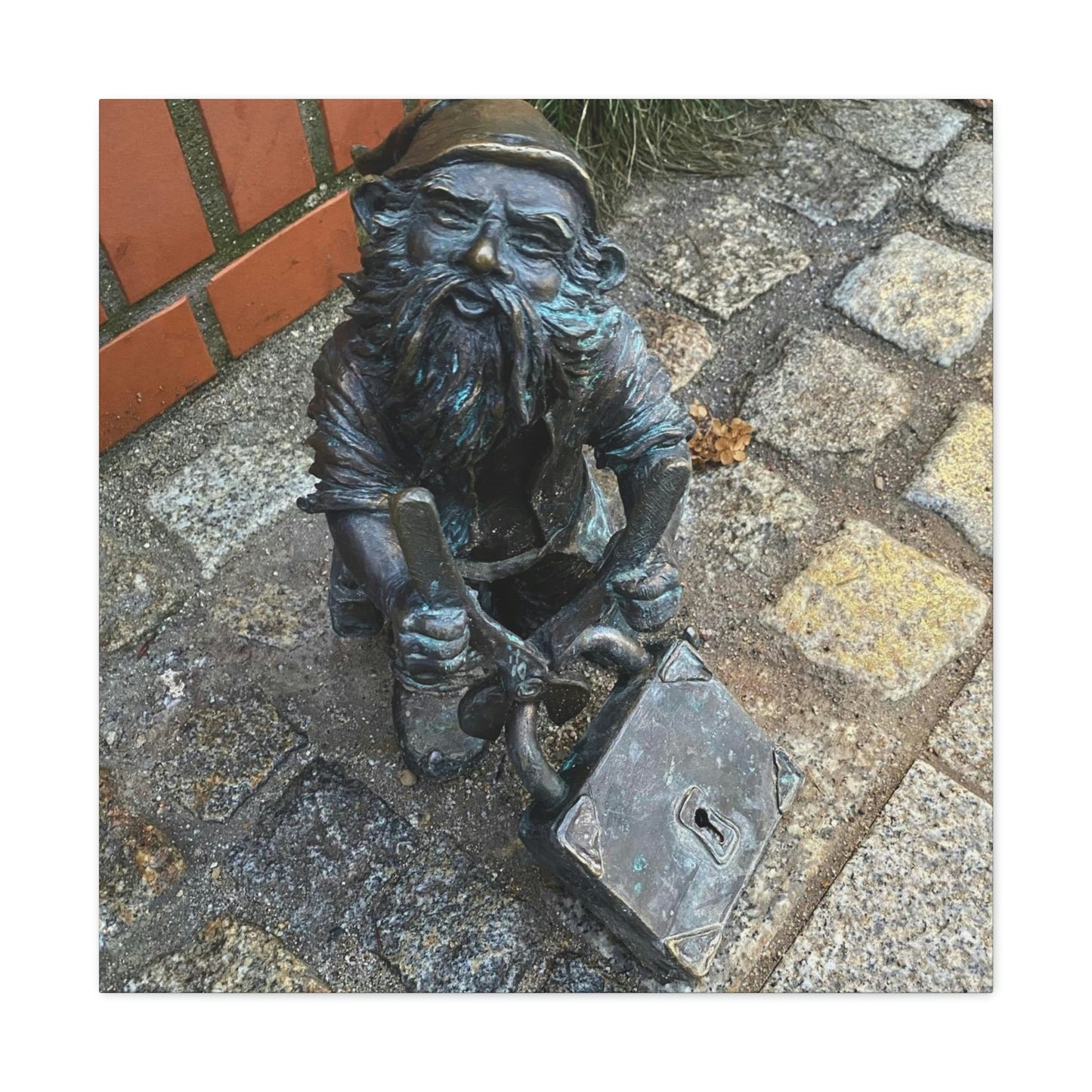 The dwarf | Poland | Canvas
