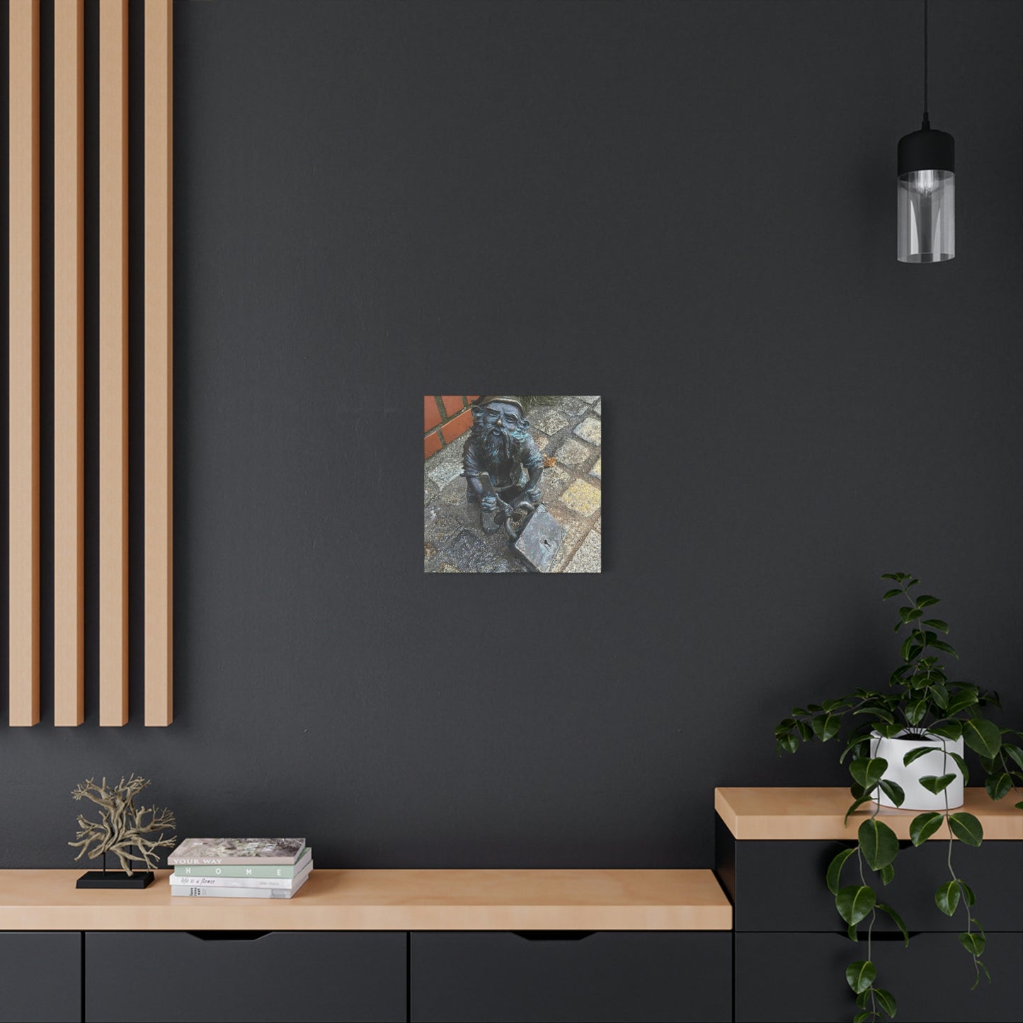 The dwarf | Poland | Canvas