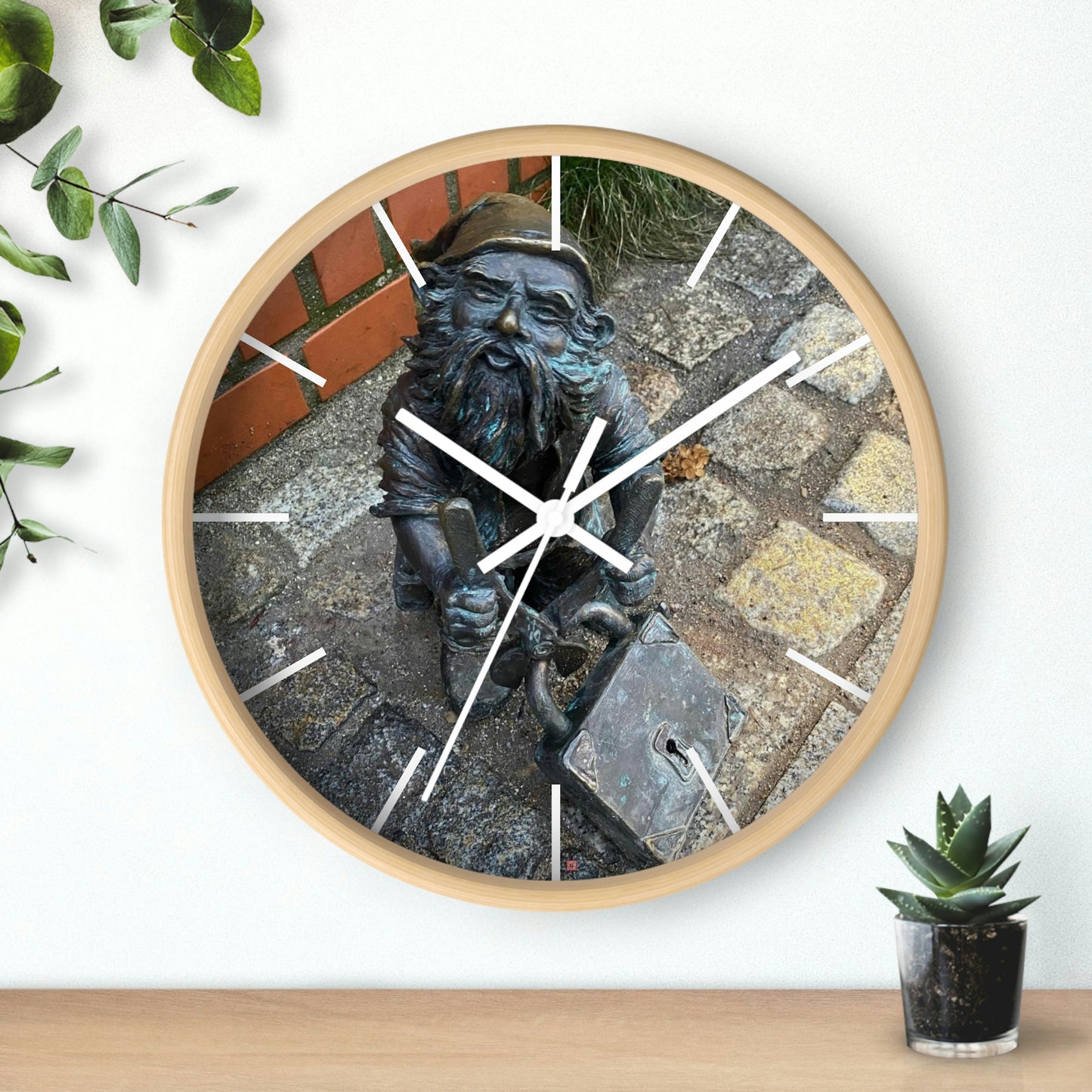 The dwarf | Poland | Wall clock