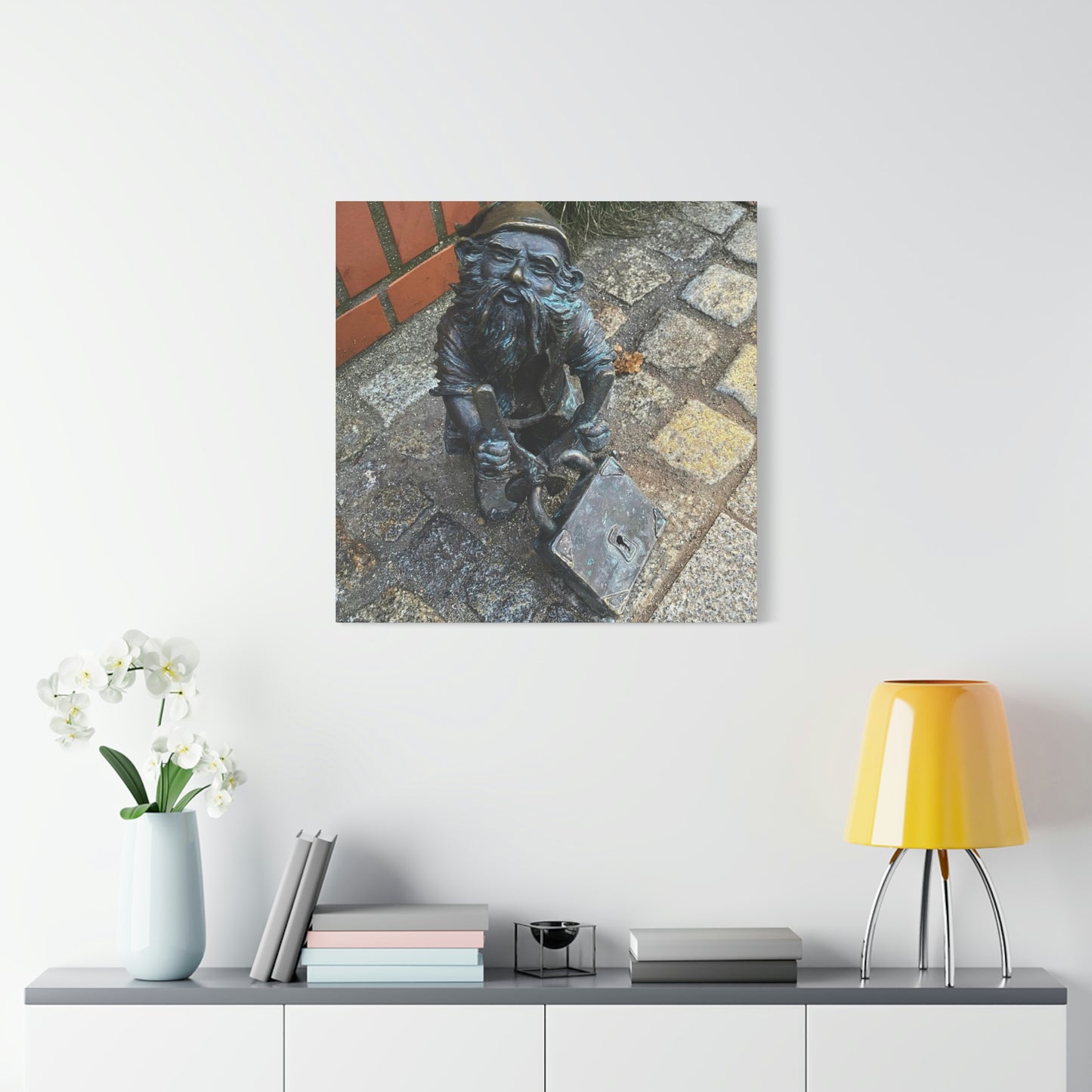 The dwarf | Poland | Canvas