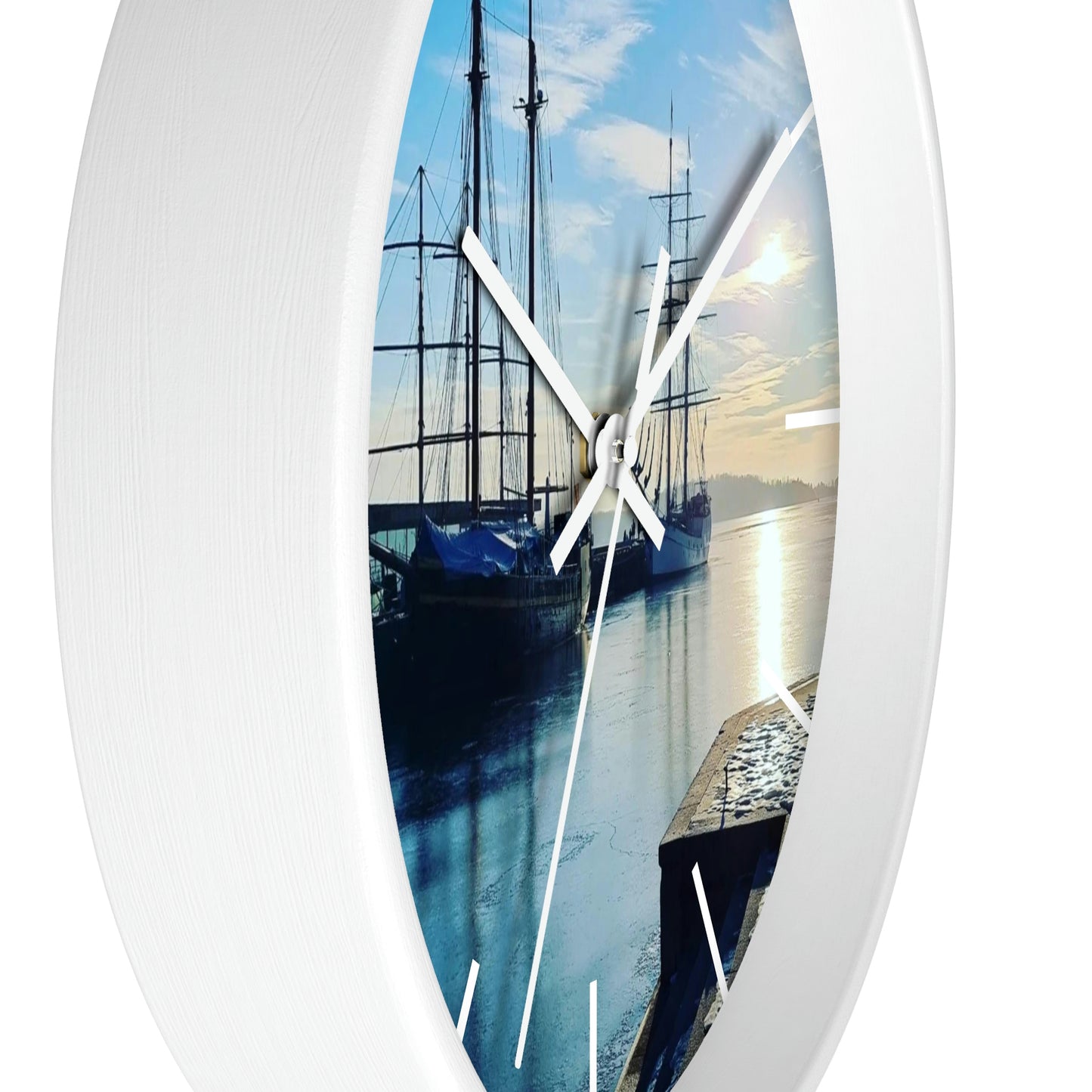 Honnørbrygga | Norway | Wall clock