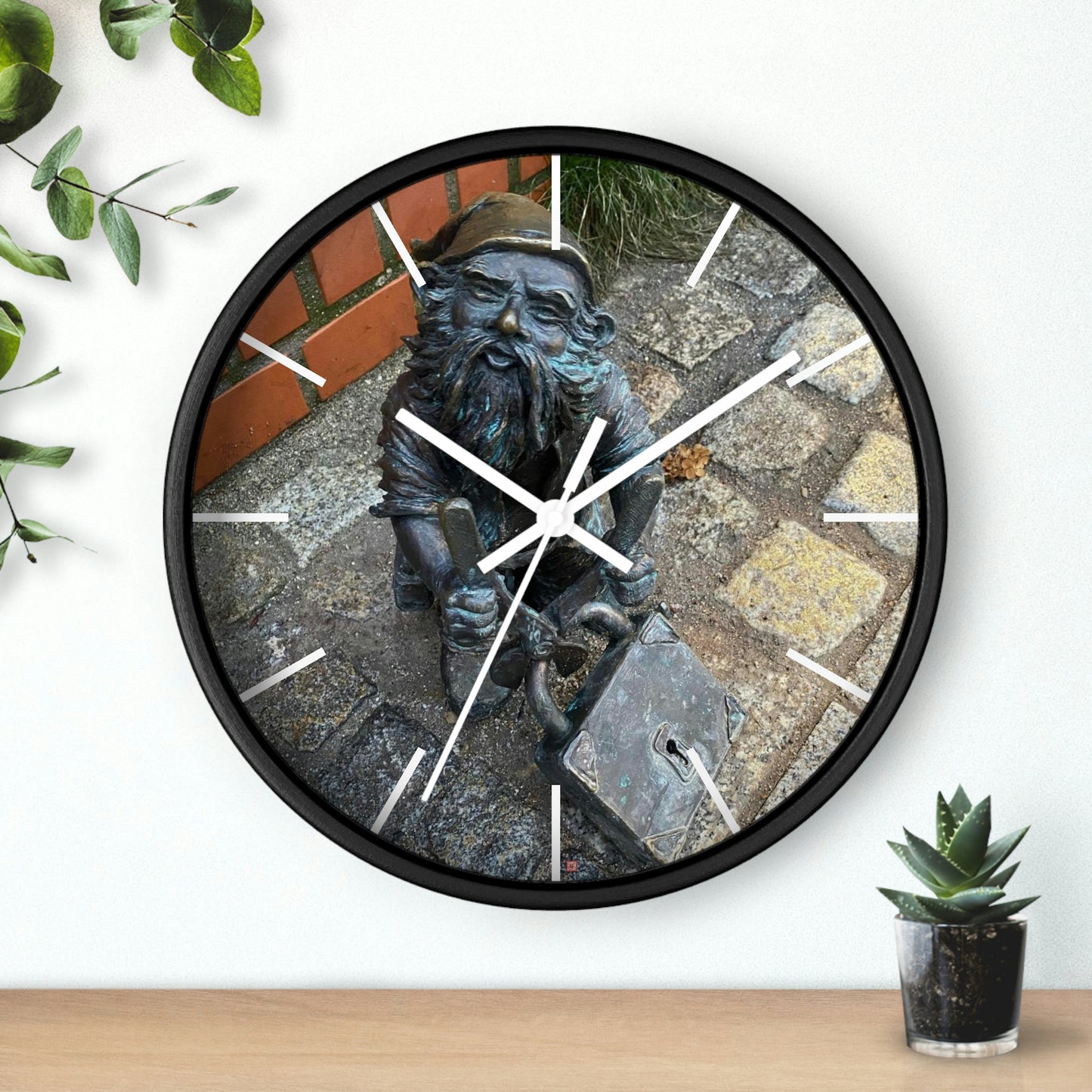 The dwarf | Poland | Wall clock
