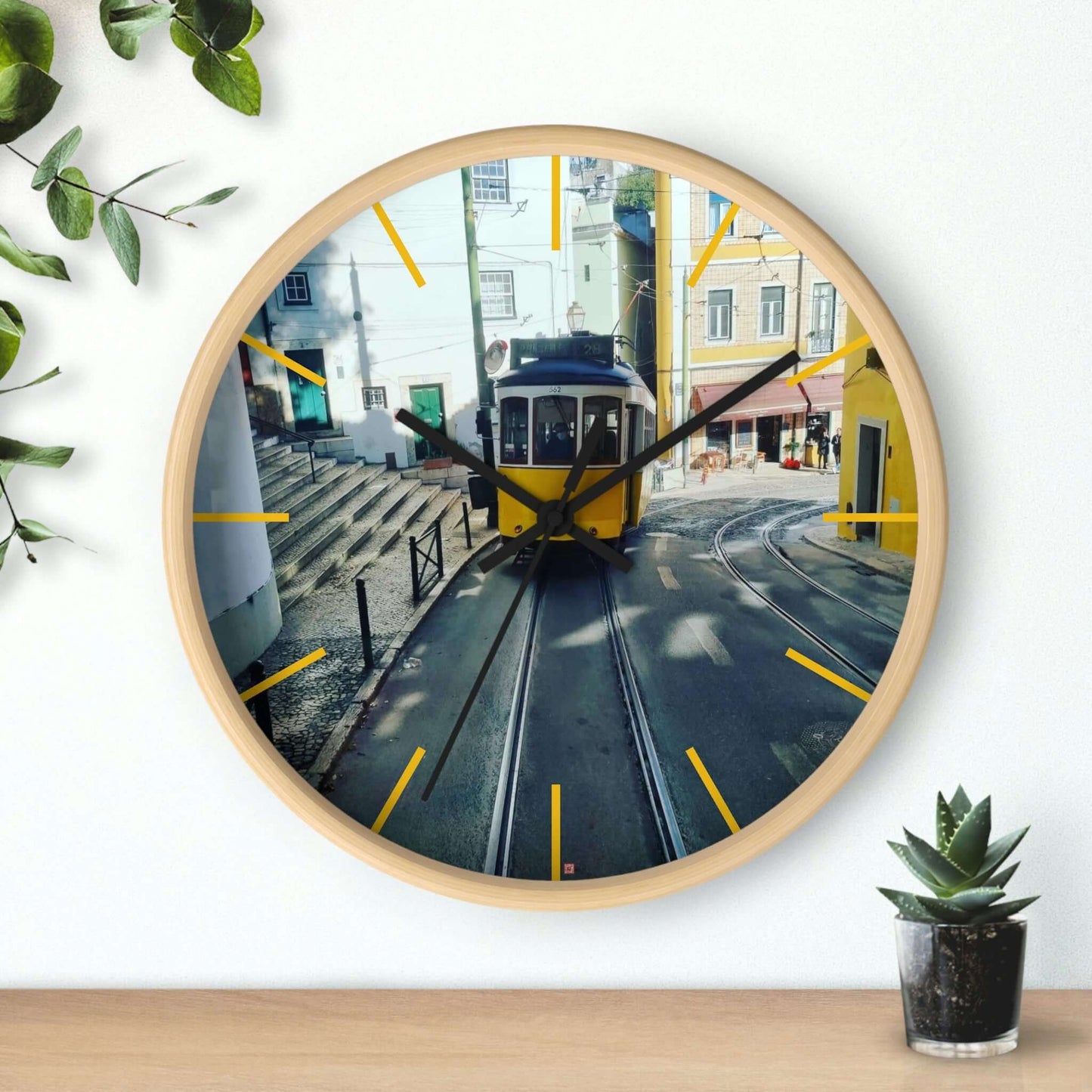 Remodelado Tram | Portugal | Wall clock