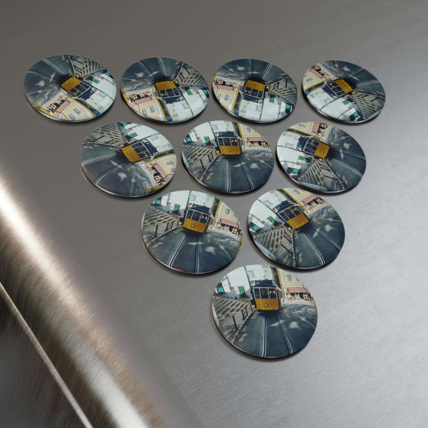 Remodelado Tram | Portugal | Button Magnet, Round (1 & 10 pcs)