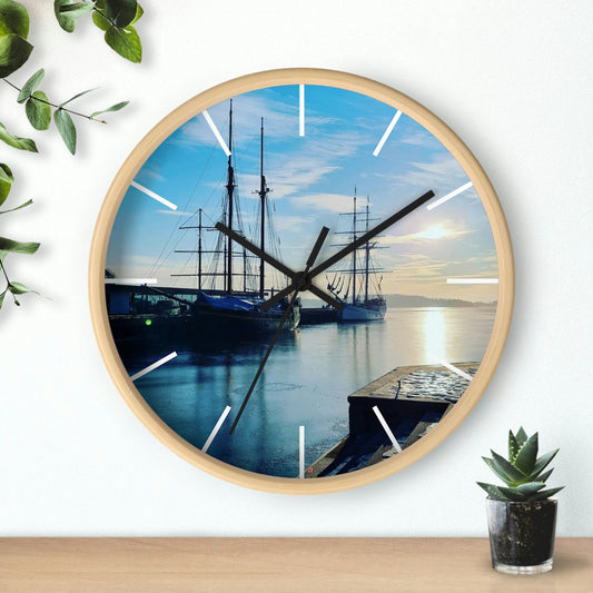 Honnørbrygga | Norway | Wall clock