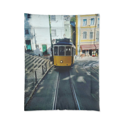 Remodelado Tram | Portugal | Comforter
