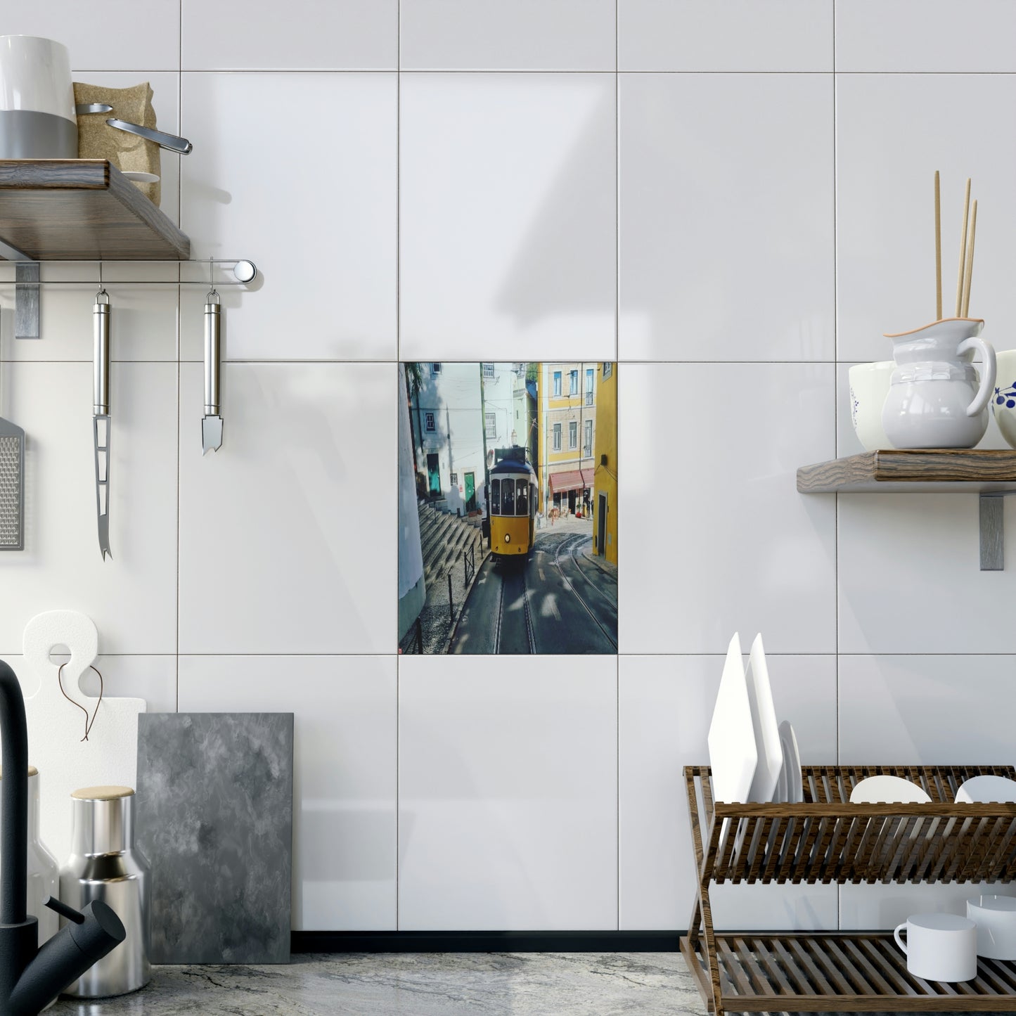 Remodelado Tram | Portugal | Ceramic Photo Tile