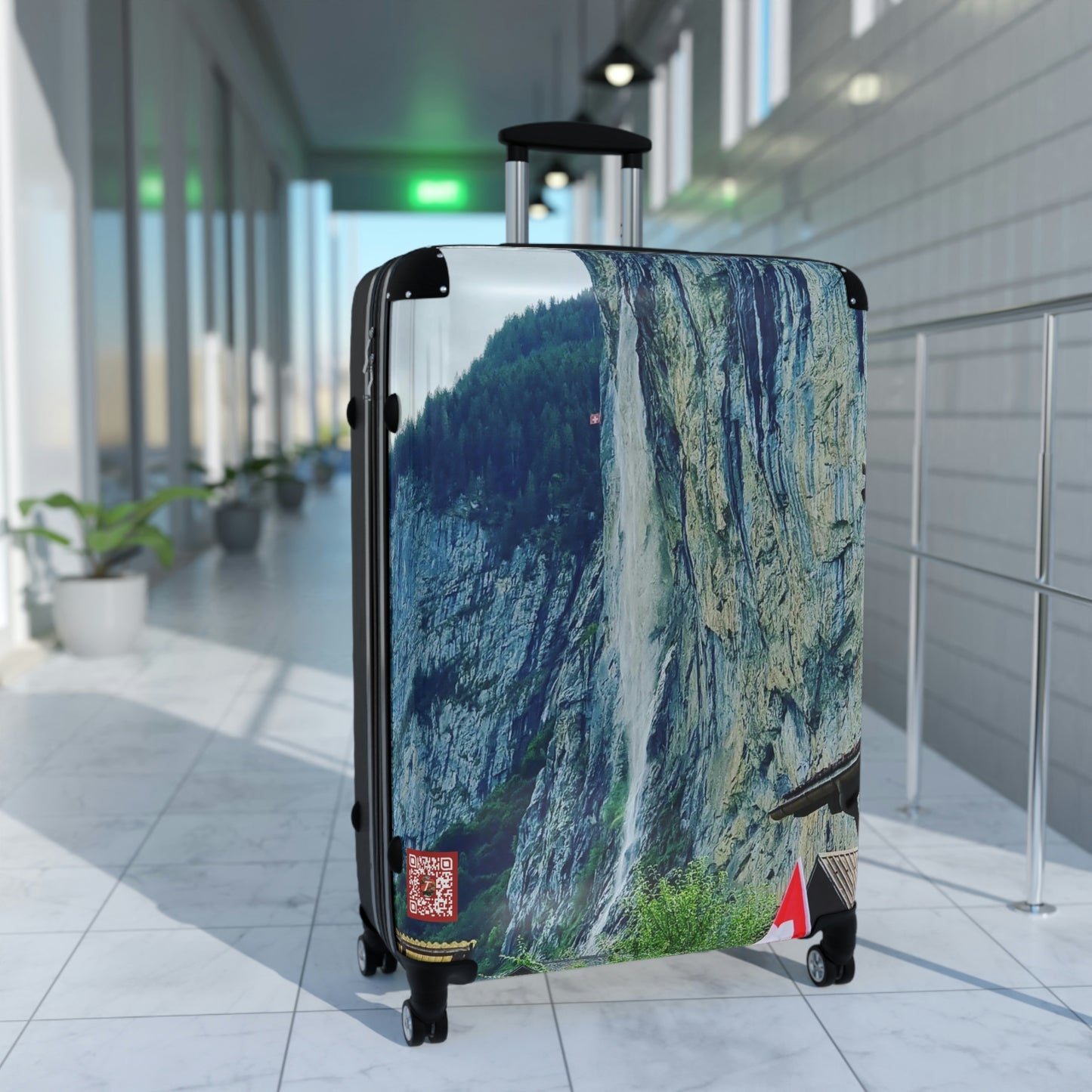 Lauterbrunnen | Swizterland | Suitcases